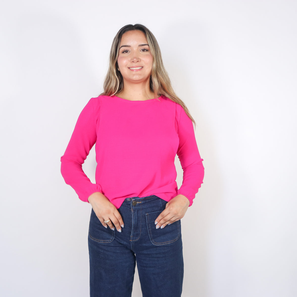 Nursing blouse, Daniela barbie