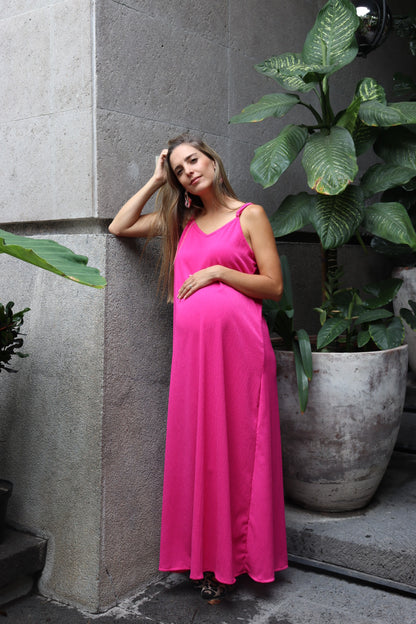 Vestido de maternidad, tirantes danusha rosa barbie con textura y strech