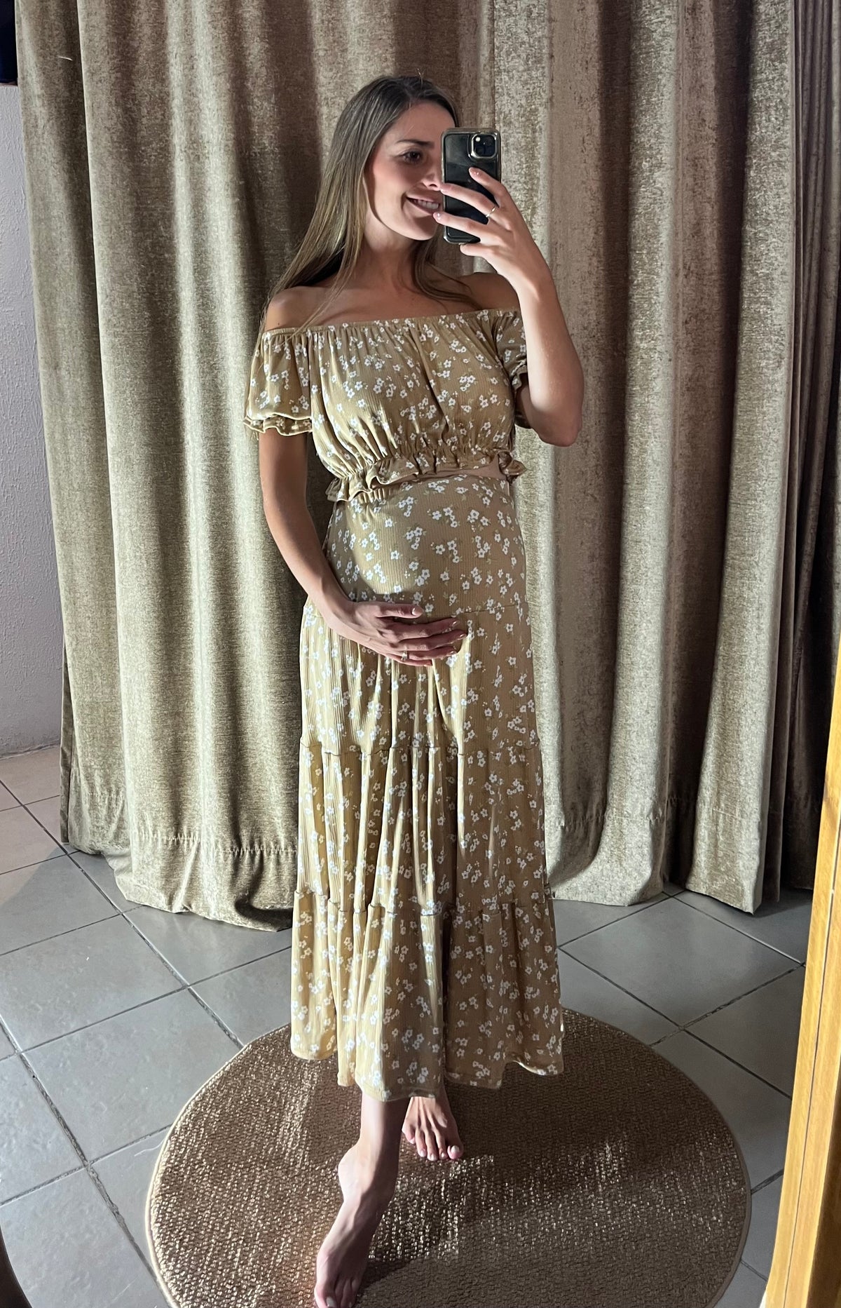 Falda y top de maternidad beige con florecitas Unitalla (copia 2)