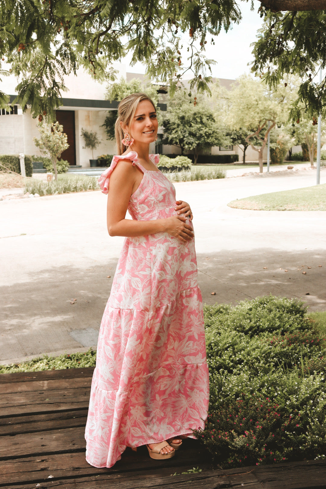 Vestido de maternidad Dalia rosa flores blancas