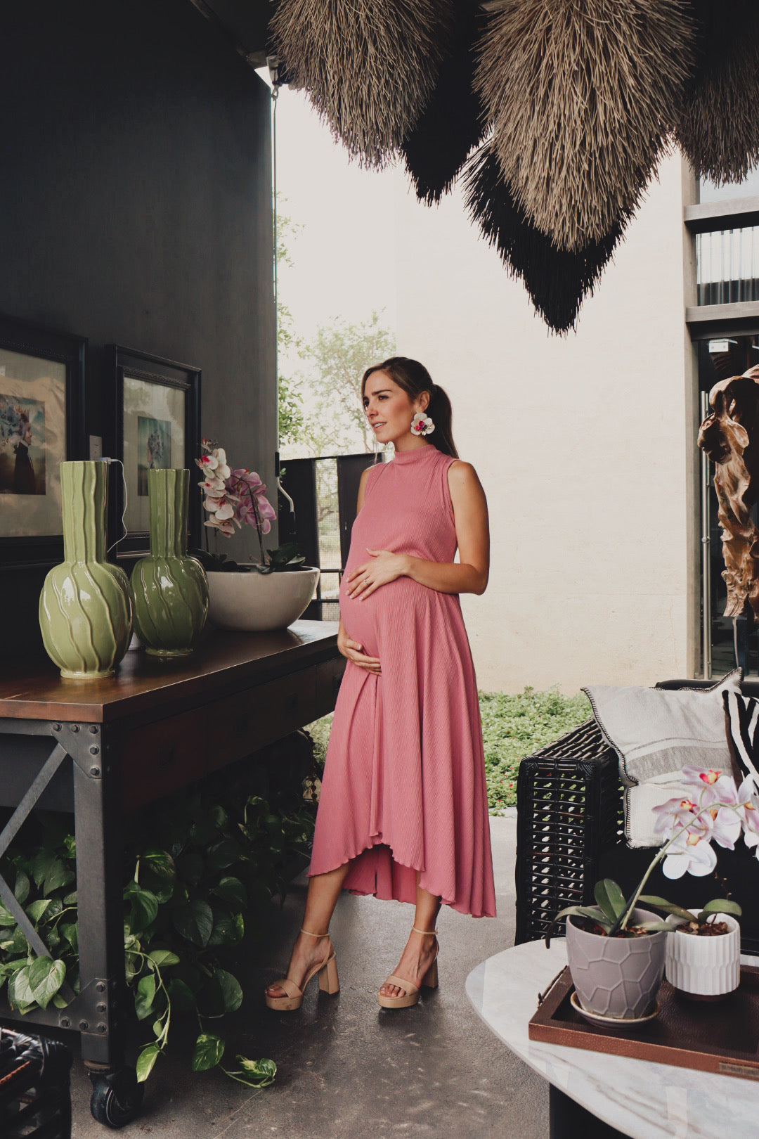 Vestido de maternidad Sonia, rosa polvo plisada