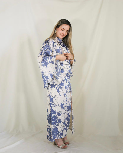 Vestido de lactancia, Pilar ivory flores azules satinado