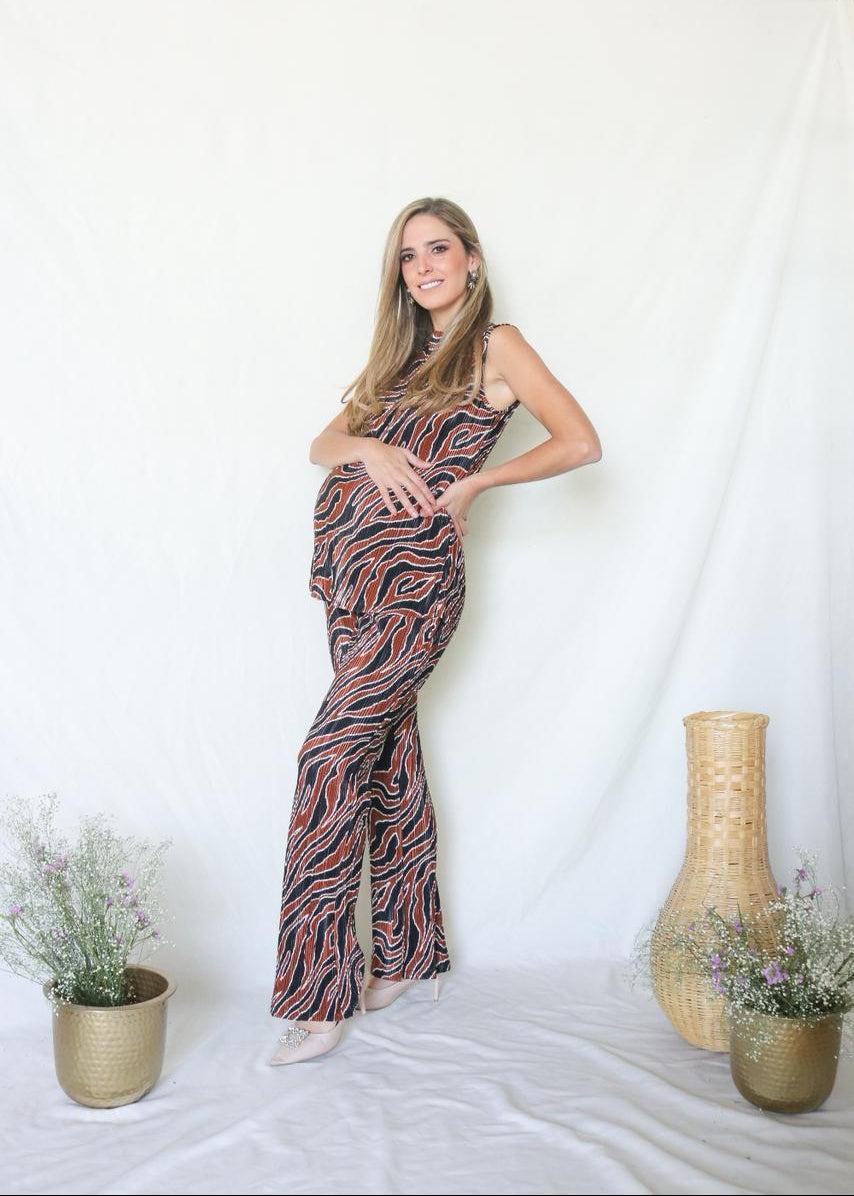 Conjunto de maternidad Mayte, chedron y negro corrugado