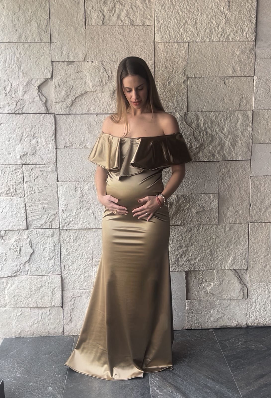Vestido de maternidad Ana Luisa oro licra CH