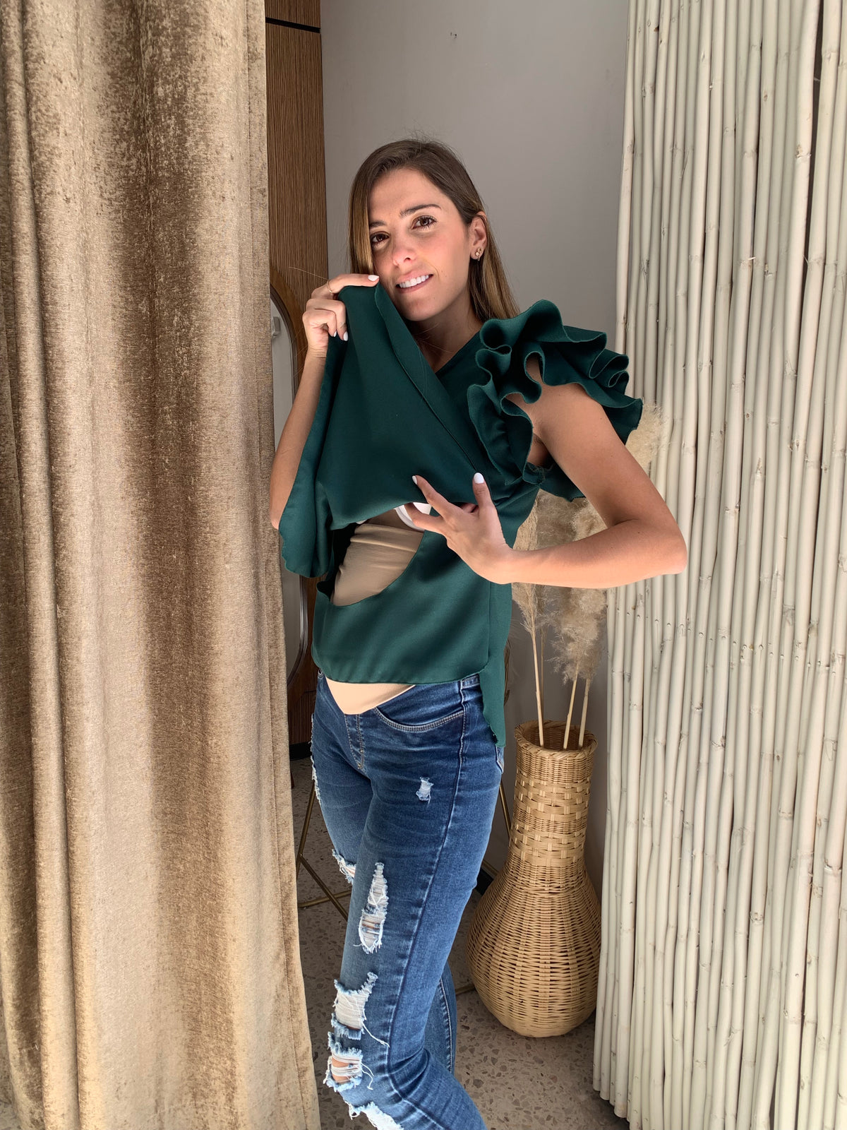 Blusa de lactancia, Ruth Verde