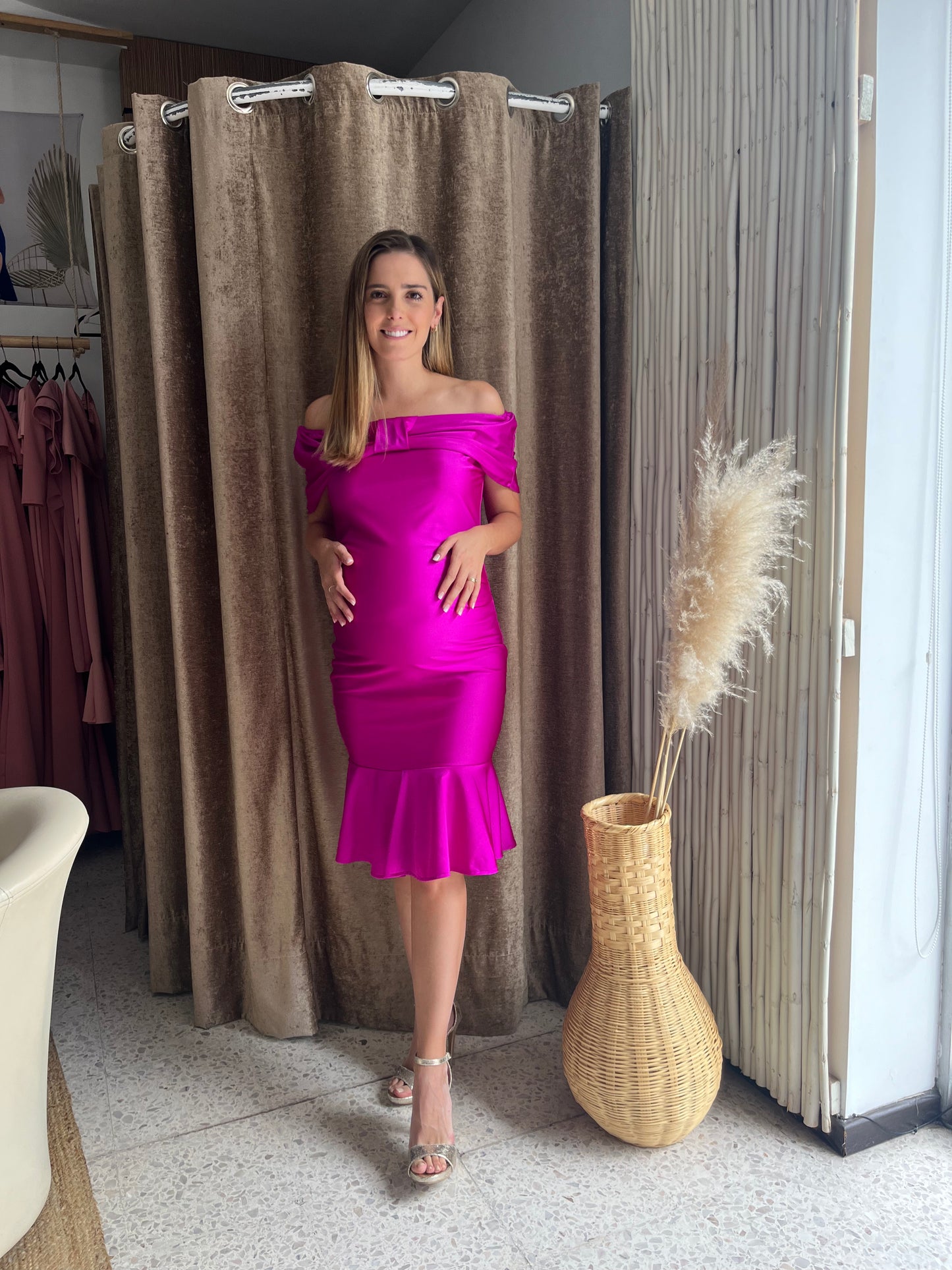 Maternity dress, Lluvia Hot Nazarene bow