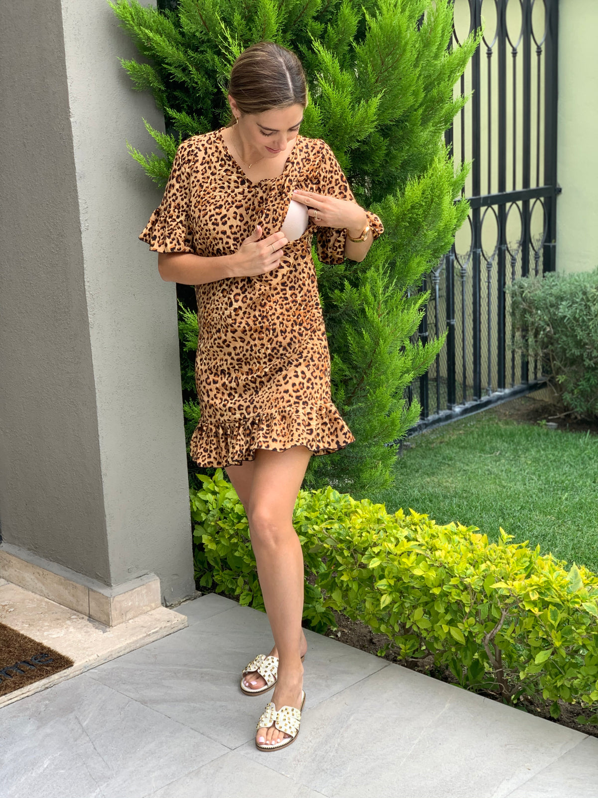 Nursing dress, Isabella Leopardo